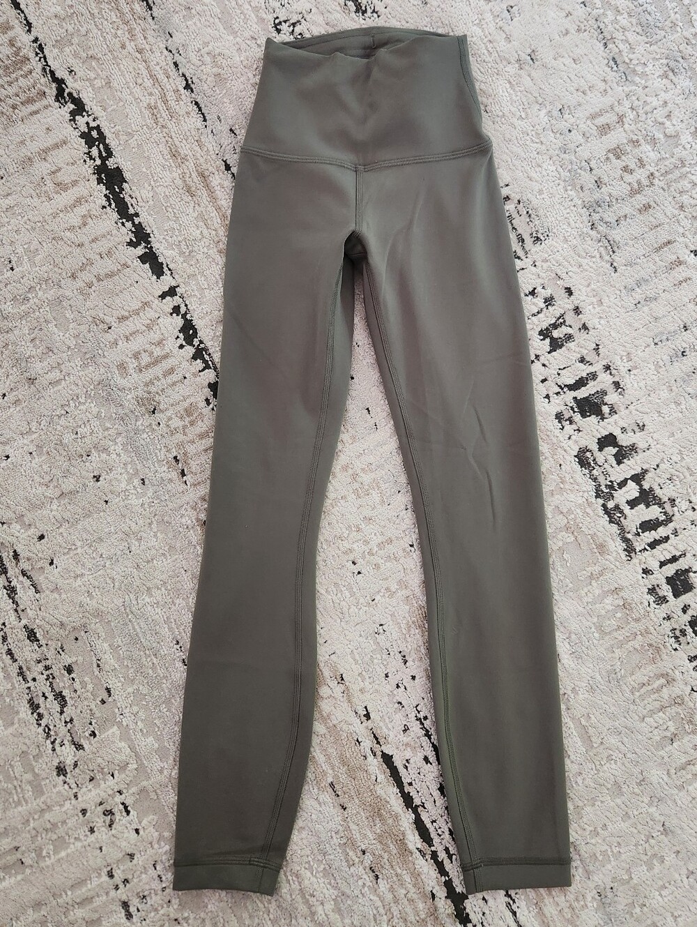 Lululemon Wunder Train Contour Fit High Rise Tight - Picture 2 of 4